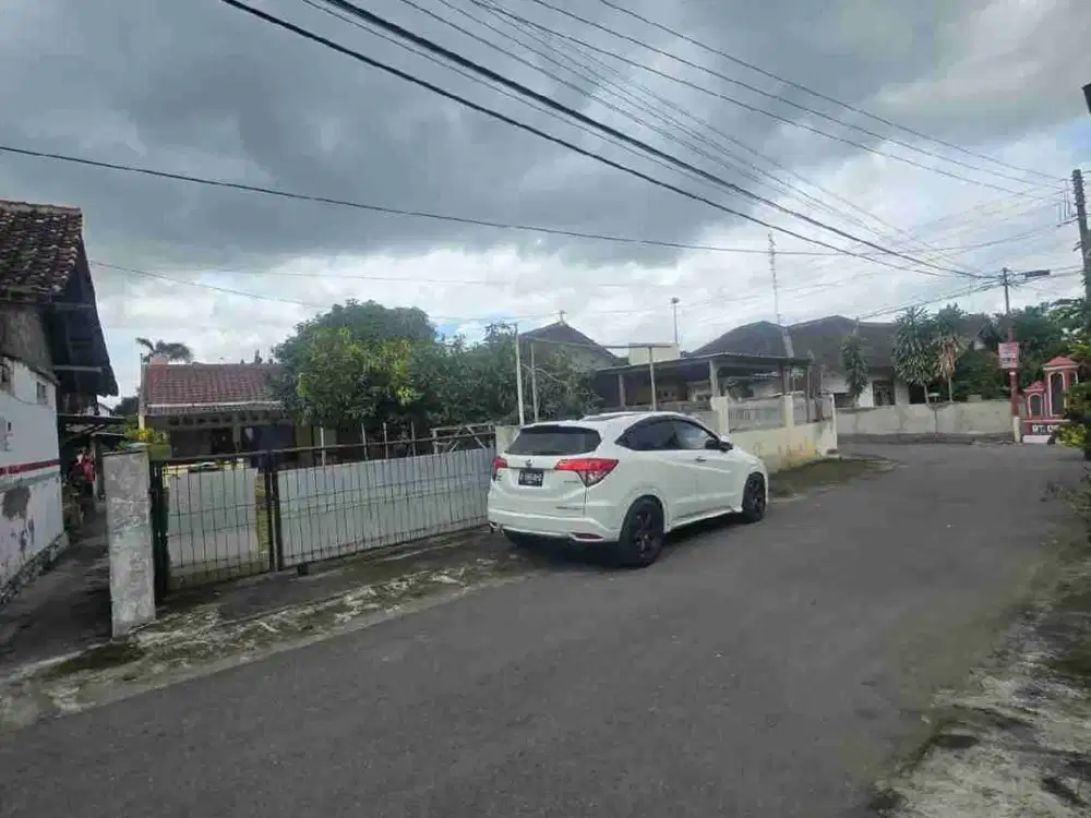 Dijual Tanah Maguwoharjo  dalam ringrood pugeran Sleman Bonus Bangunan