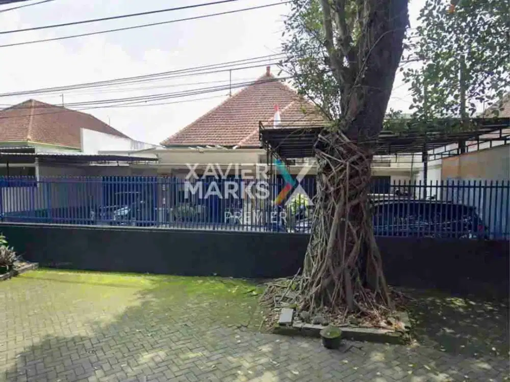 DISEWAKAN Rumah Vintage di Poros Jalan Utama Daerah Gunung-Gunung Malang