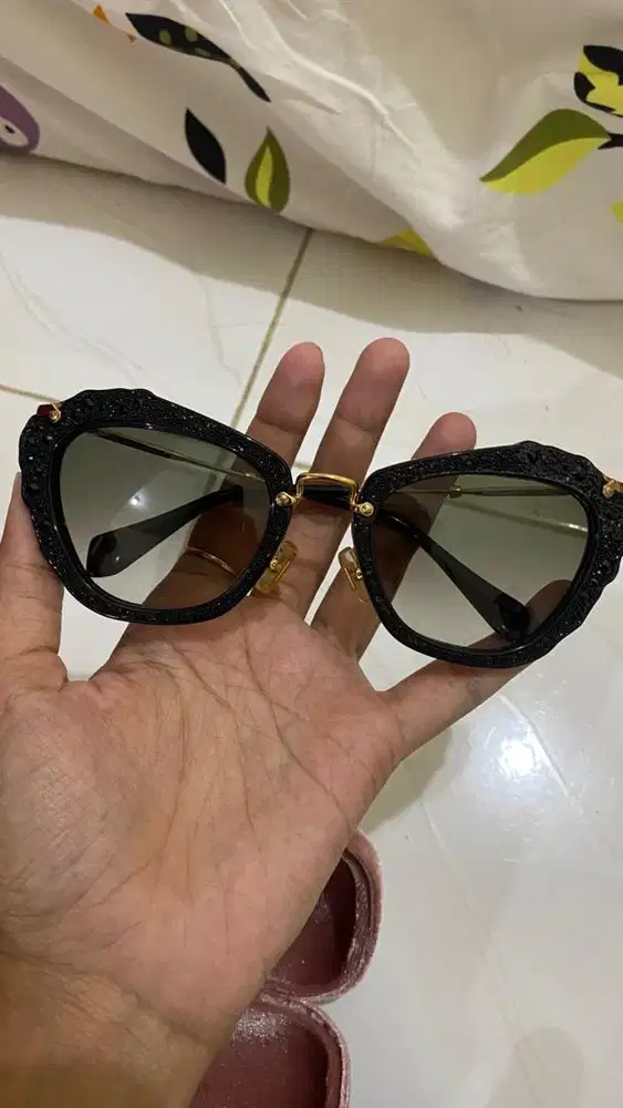 Miu Miu kacamata