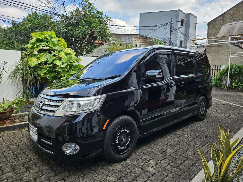 Nissan Serena 2008 Bensin