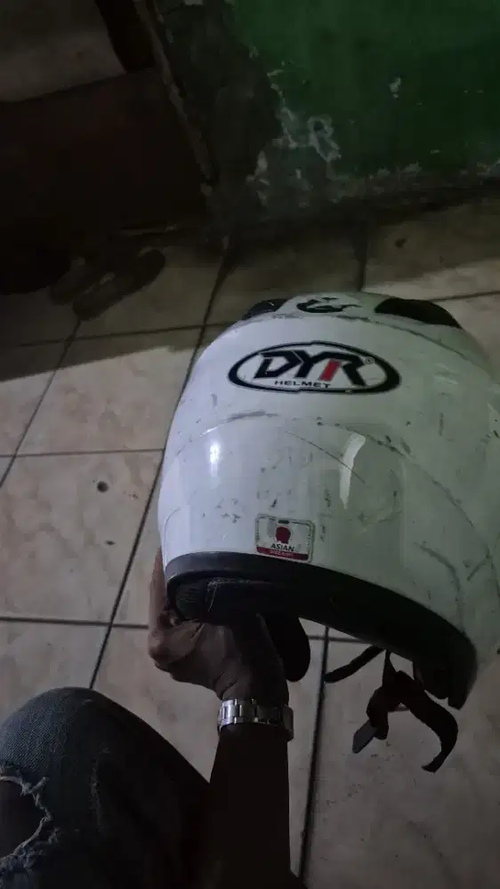 Jual Helm DYR PUTIH