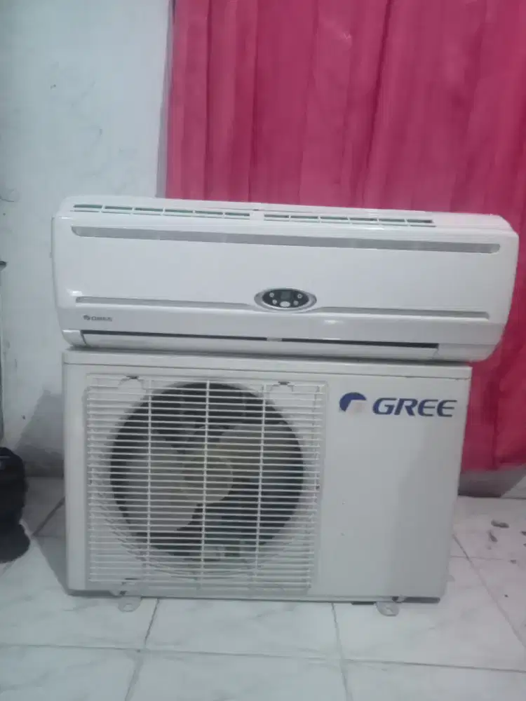 Dijual AC 1 PK merek gree siap pasang dan bergaransi