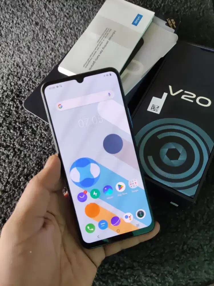 Vivo V20 NFc amoled kamera jernih bgt ram 8/128 mulus fulset no minus