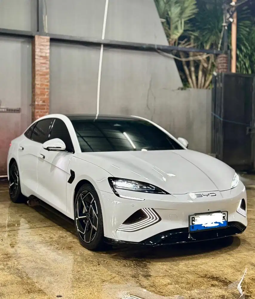 Like new + asuransi 2 thn CASH ! BYD SEAL PREMIUM 2024