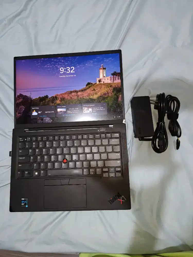 Lenovo thinkpad x1 Carbon gen 9 i7-11th 16/512