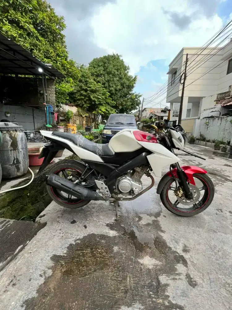 YAMAHA VIXION NVL 2013