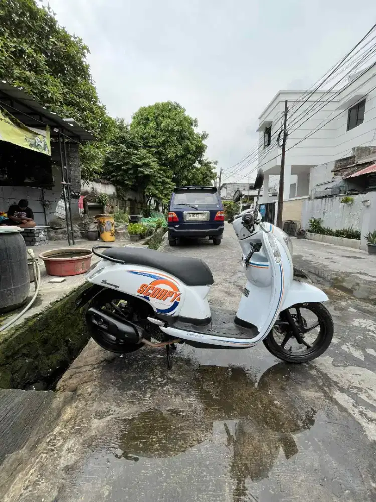 HONDA SCOOPY ESP ISS 2016 PAJAK HIDUP