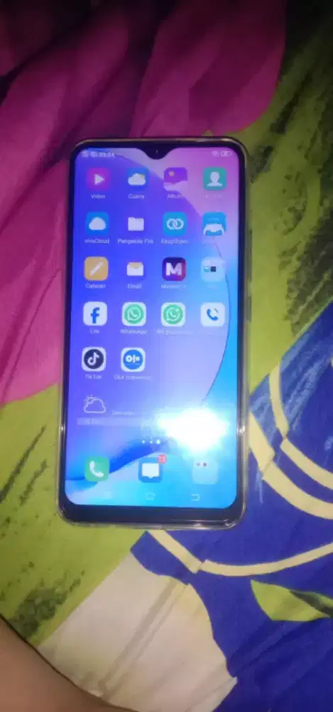 Jual hp Vivo y17 8/256