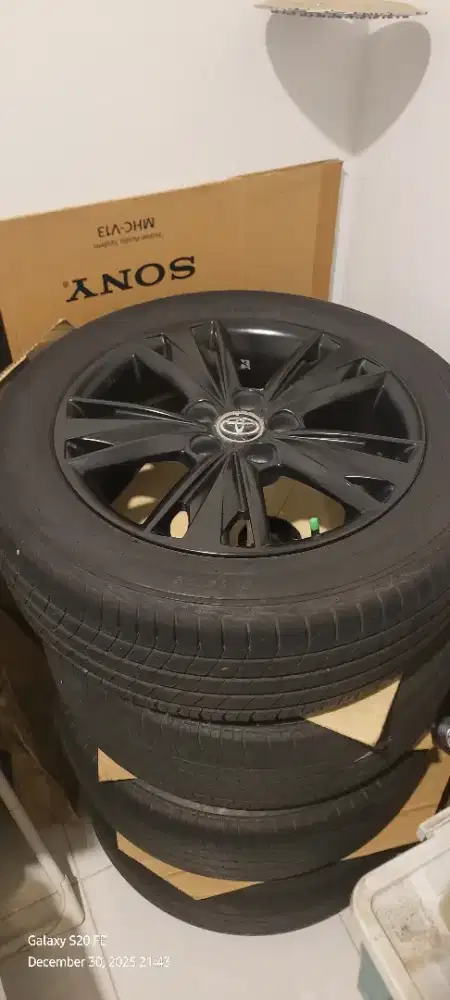 Velg Venturer Black Solid R17