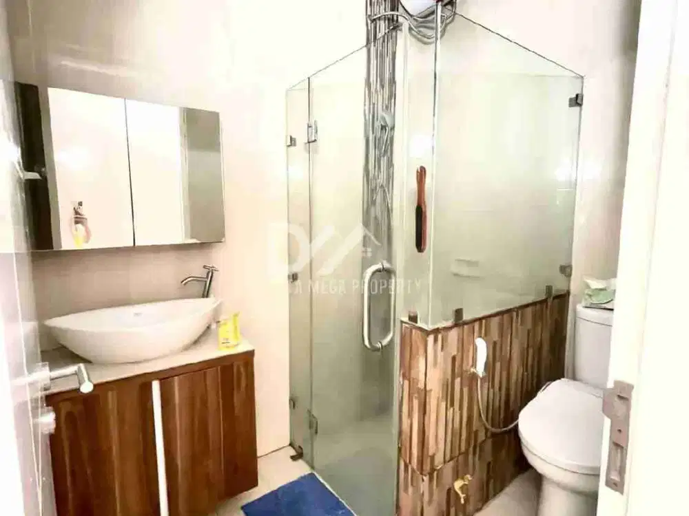 Rumah design modern cantik semi furnished area Fortune GrahaRaya