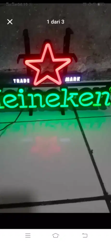Lampu pajangan heineken