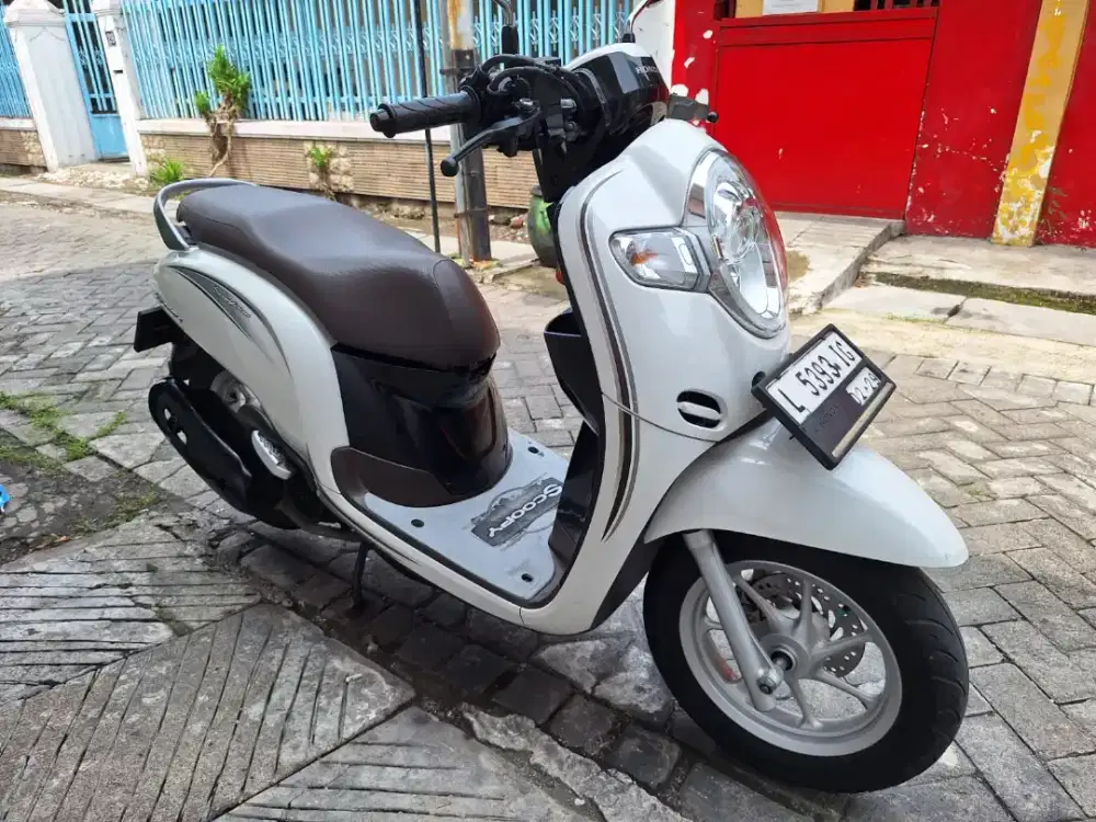 Honda scoopy 2019 kondisi istimewa samsat manyar