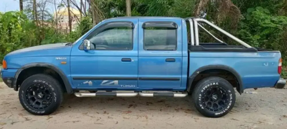 Ford Ranger Dcabin 2.5 tahun 2002