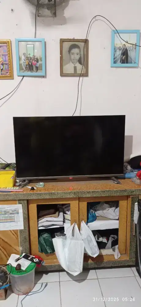 Tv merk coocaa 40 inch, android tv