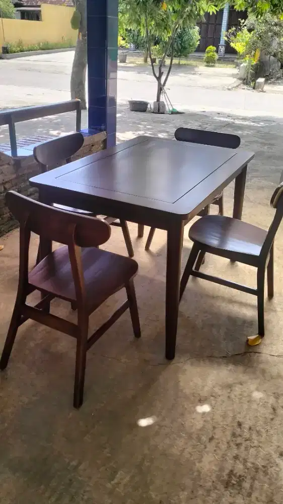 meja makan kayu jati