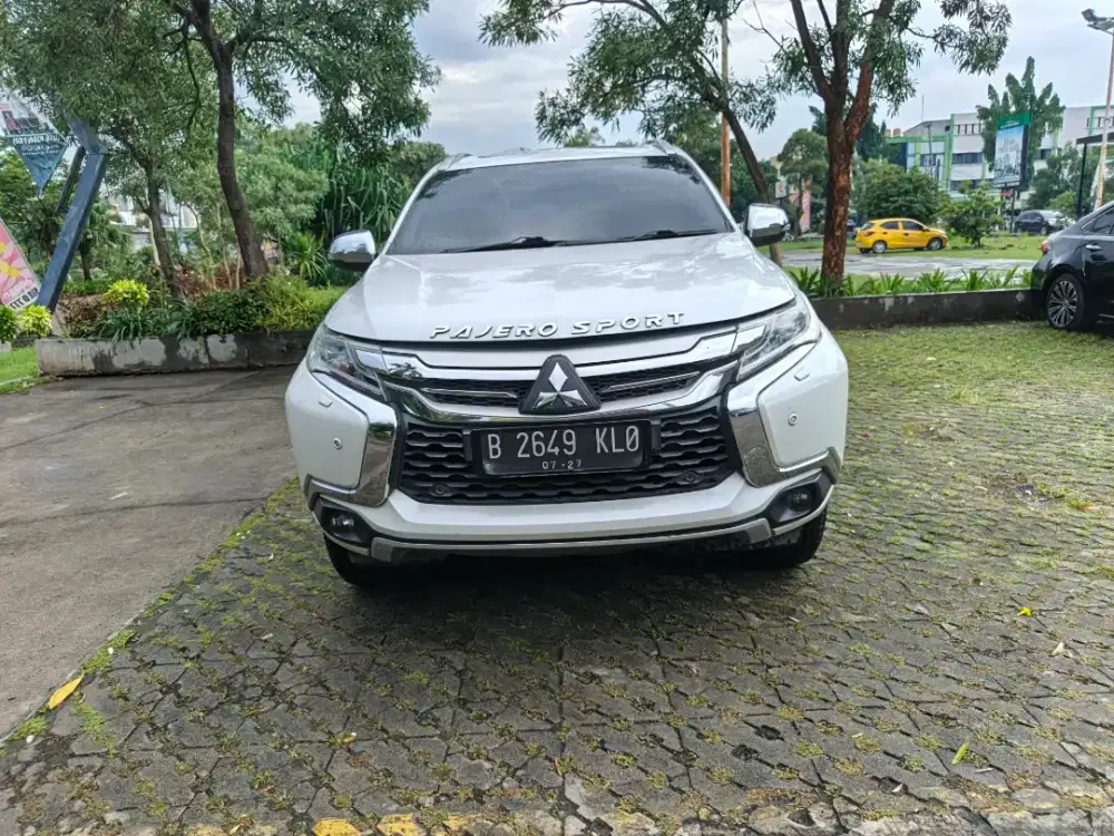 Mitsubishi Pajero sport Dakar 4x2