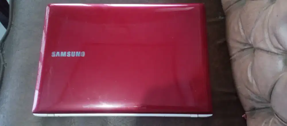 Laptop Samsung 275E