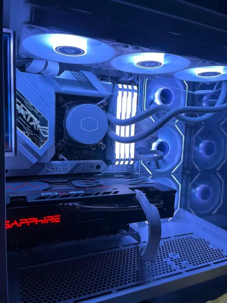 PC GAMING I5 12600KF | 32GB RAM | RX 5600XT | Z690 ROG