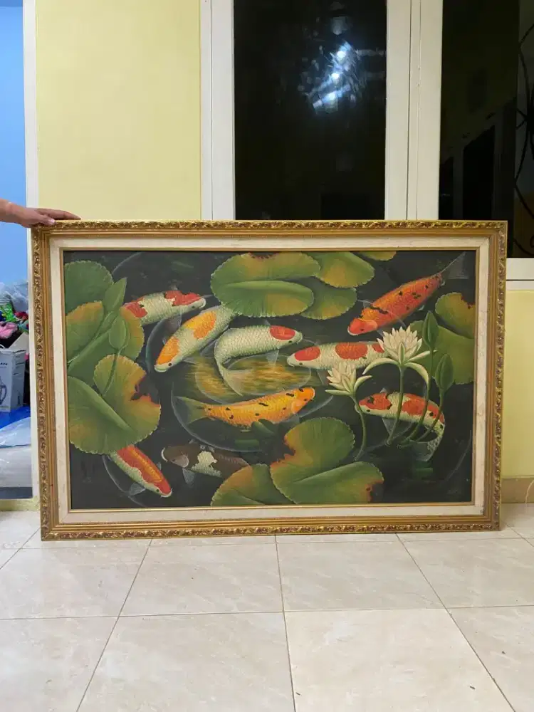 Lukisan Besar Ikan Koi