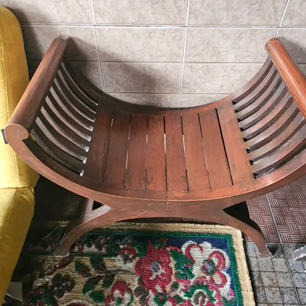 Kursi set kayu coklat (2 pendek 60x60cm, 1 panjang 120x60cm)