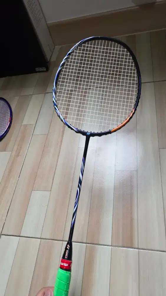 Raket Badminton YONEX ASTROX 100ZZ