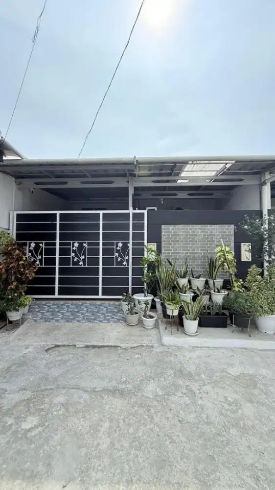 Di Jual Rumah di VILLA KEDUNG JAYA baru di renovasi