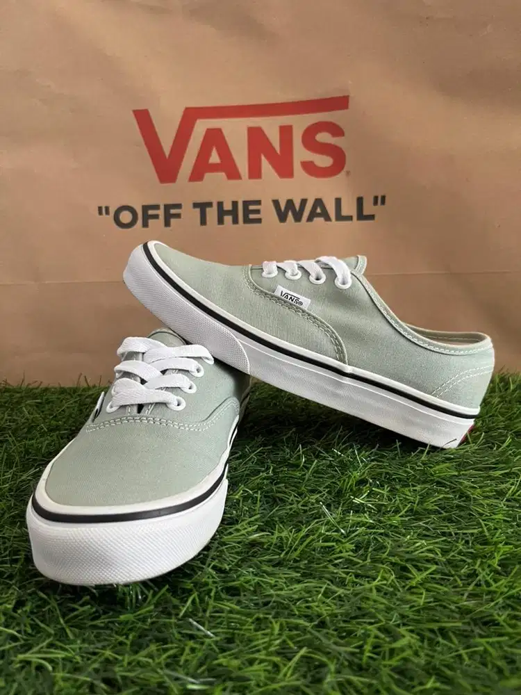 Vans Aunthentic