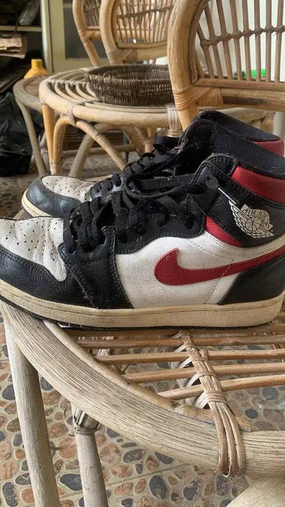 Jual Nike Air Jordan High 1 Mid SE UK 44 Ori Seken