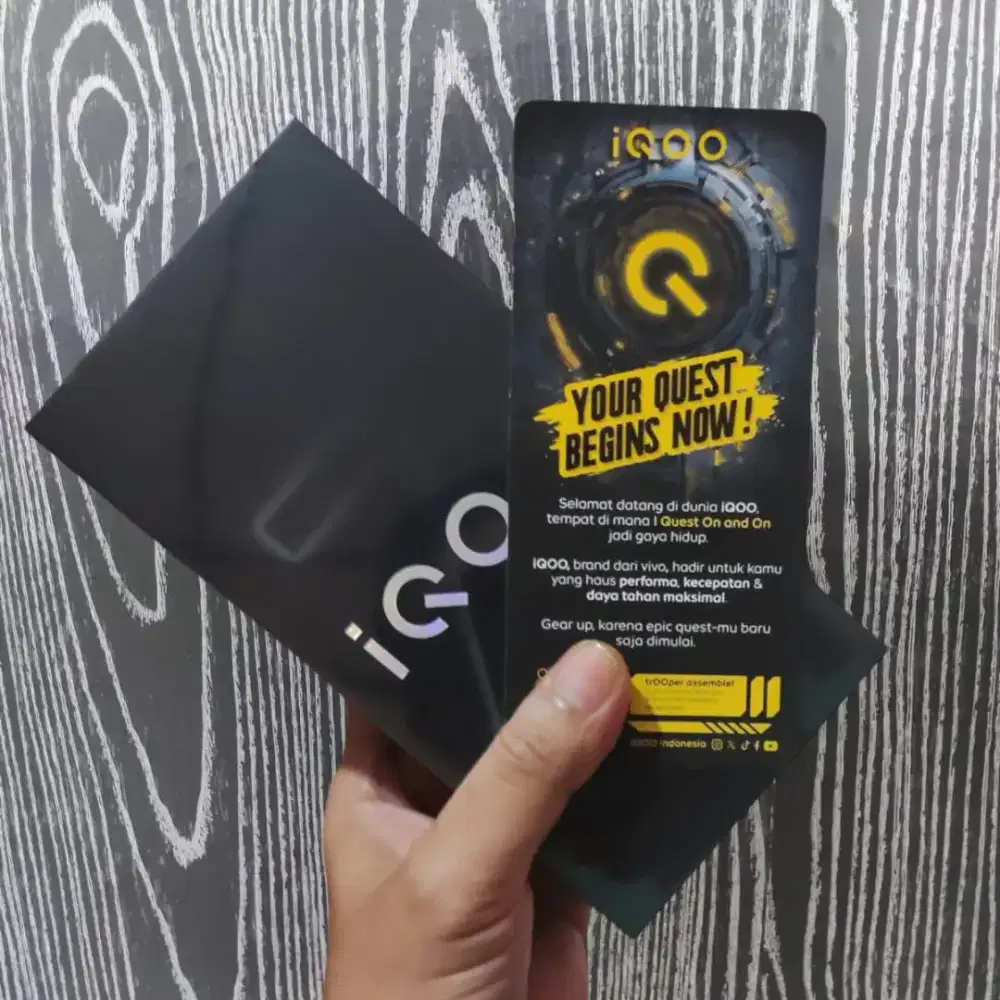 iQOO Z9X 5G 8GB/128GB BARU SEGEL BOX GARANSI RESMI