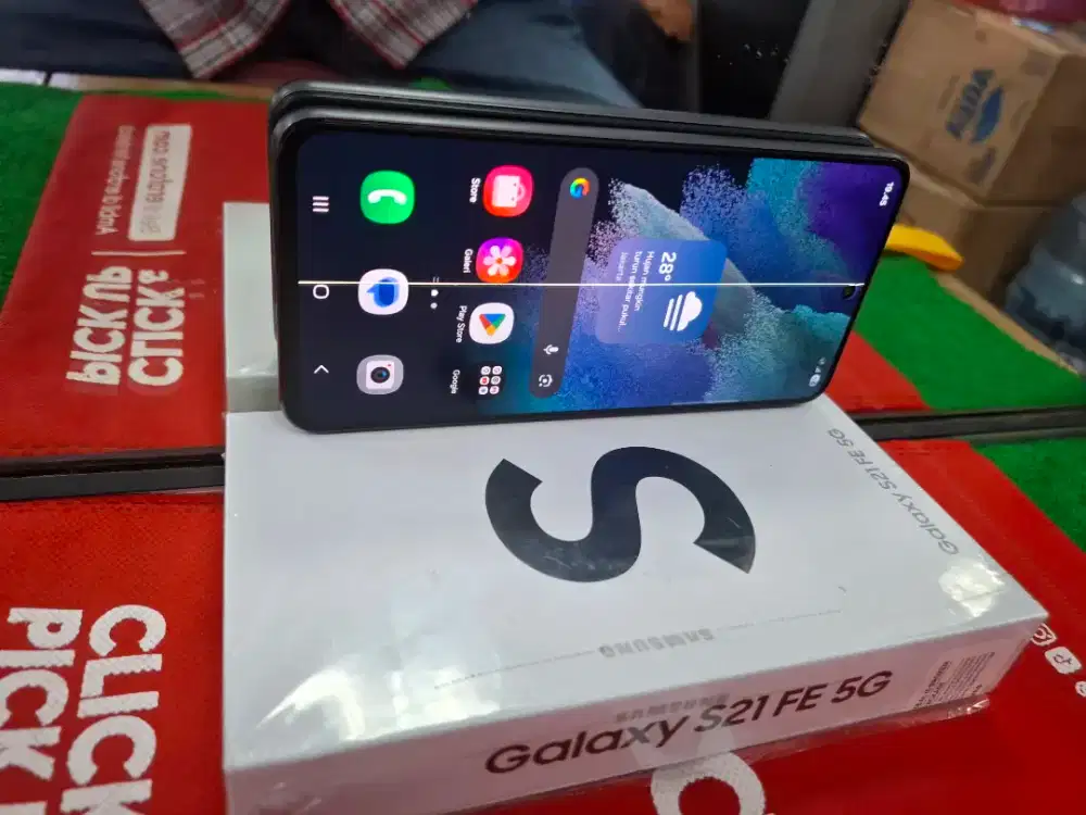 Samsung S21 FE 8/128 gb lengkap mulus normal