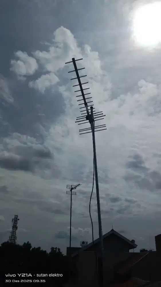 Paket pemasangan Antenna tv digital, siaran paling jernih