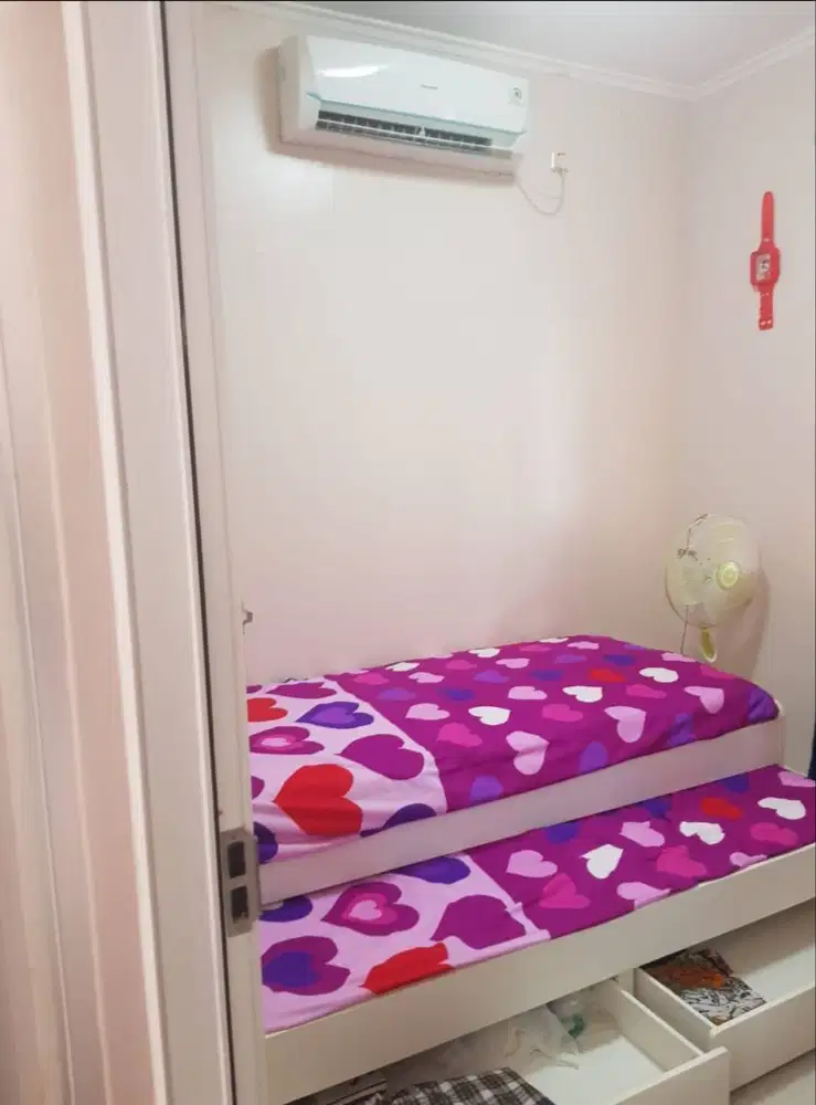 Dipan Sliding plus penyimpanan