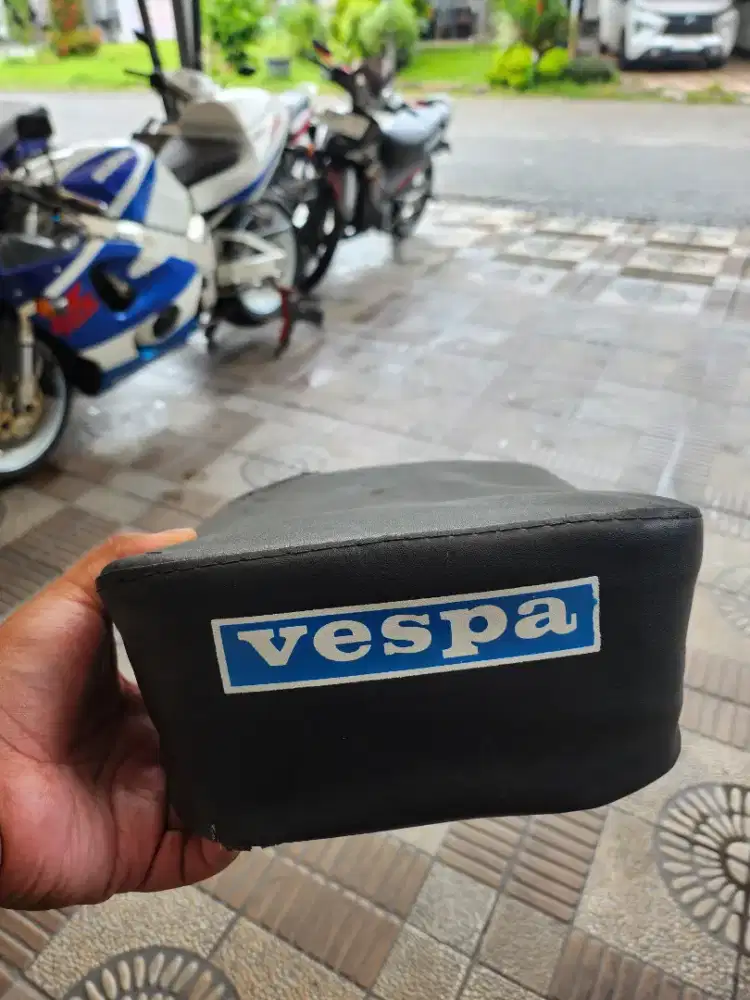 Jok Kulit Vespa Piaggio Original