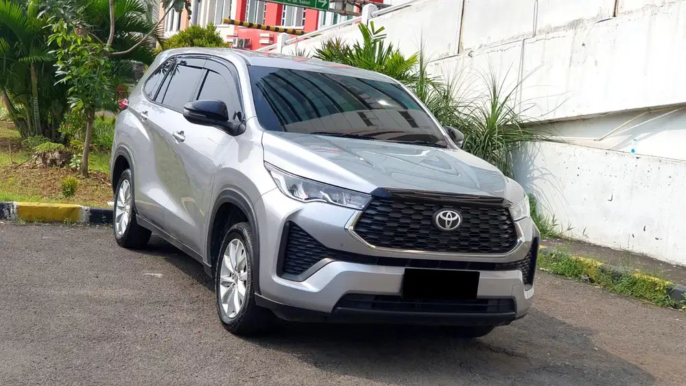 Toyota Zenix 2.0 V Bensin 2024