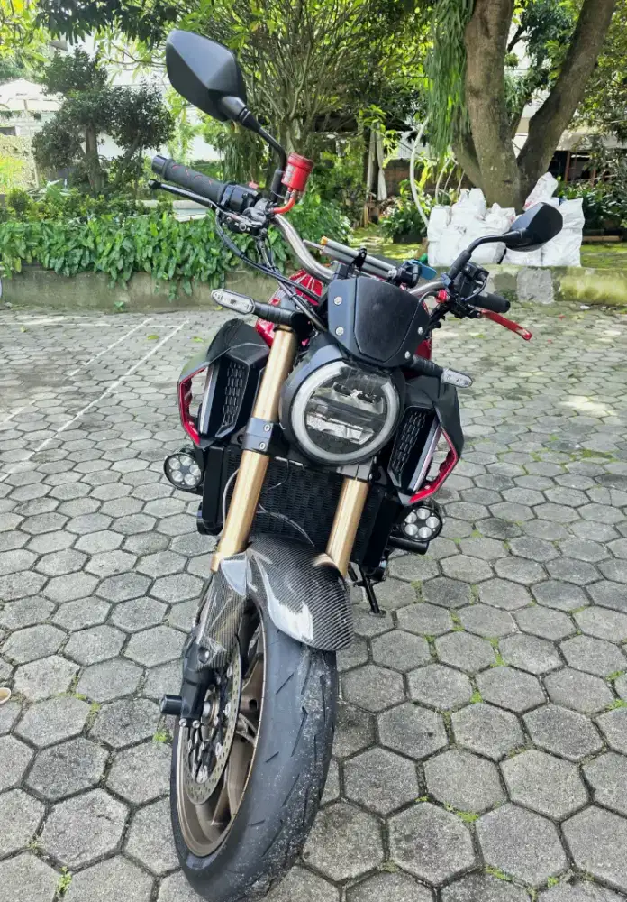 HONDA CB 650 R 2023