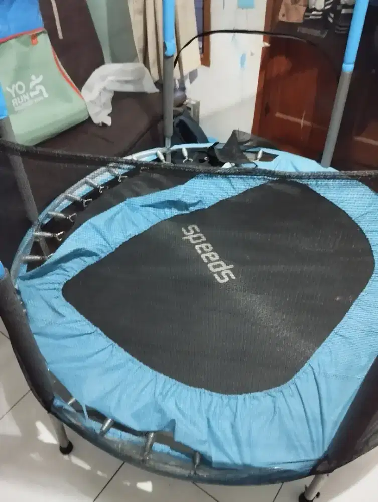 Trampolin anak merek speeds