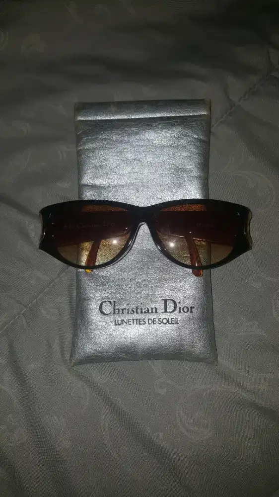 Kaca mata christian dior vintage 90s