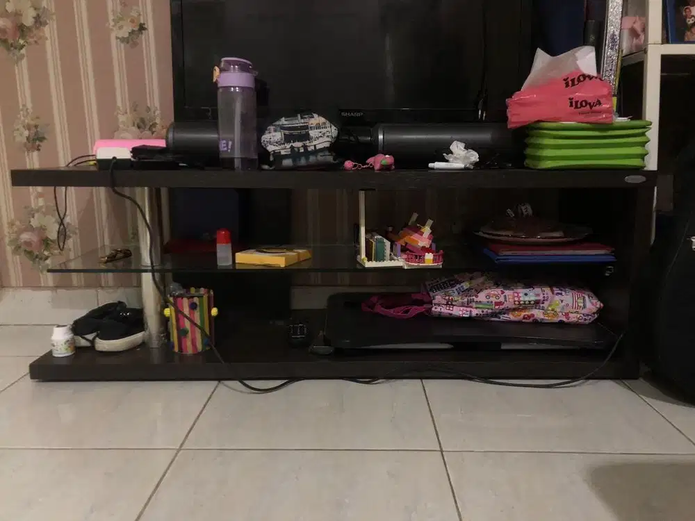 meja tivi, meja pajangan