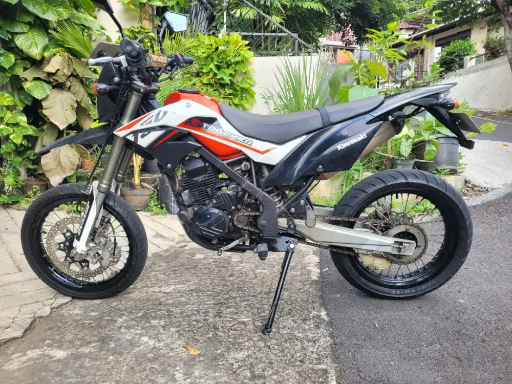 Kawasaki KLX D-tracker 150 tahun 2018