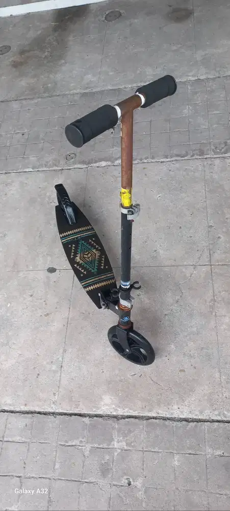 Skuter anak merk exotic