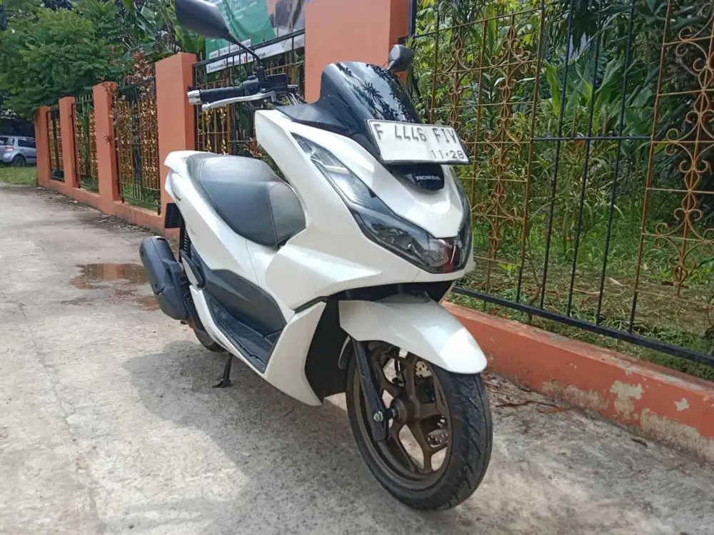 Honda PCX 160 ABS th 2023 cash/kredit/tt