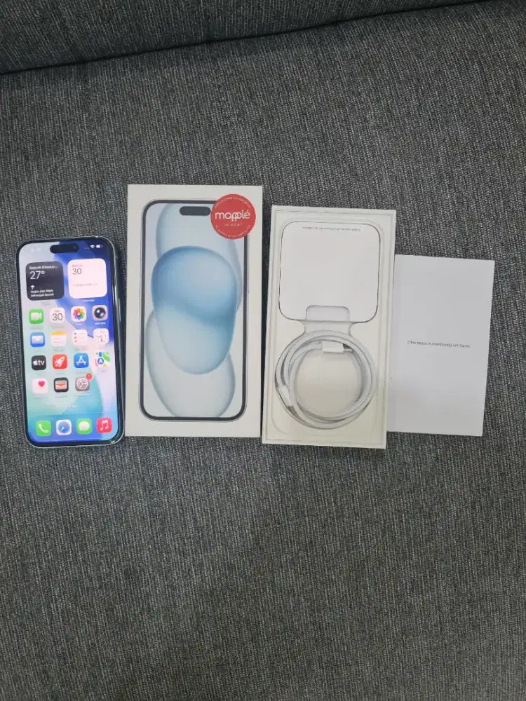 Iphone 15 128gb garansi ibox