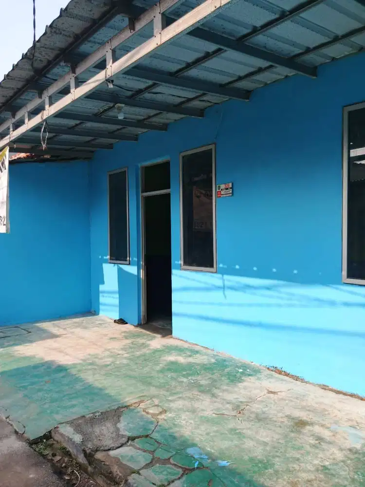 RUMAH HUNIAN ATAU TOKO