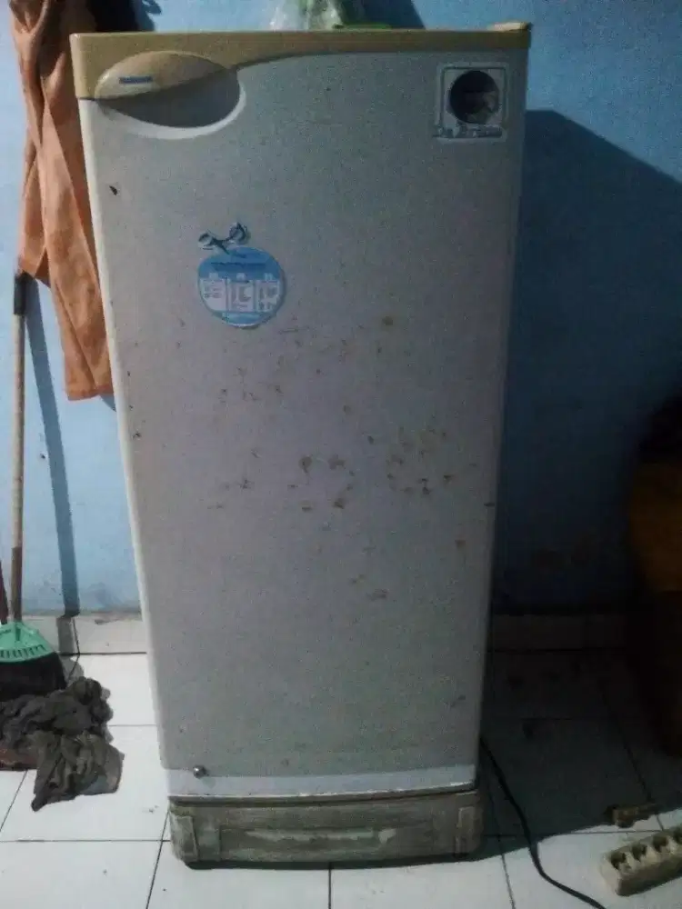 Kulkas national 1 pintu