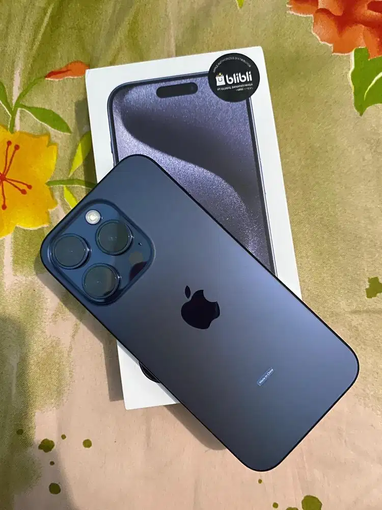 iPhone Second Original 15 Pro Deep Blue