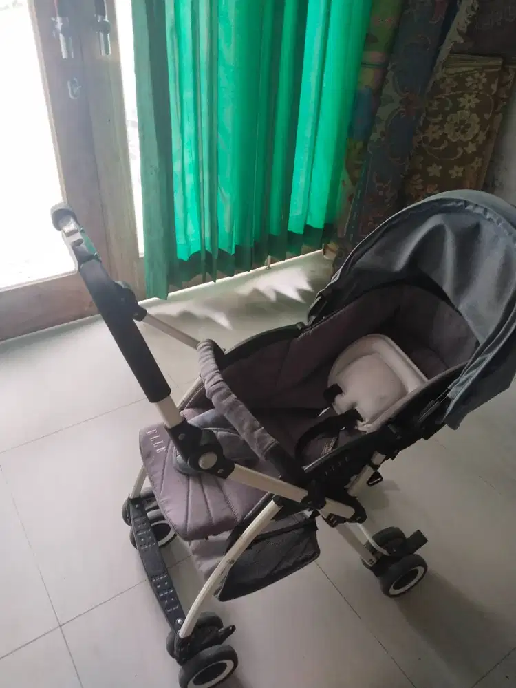 Stroller merek Elle