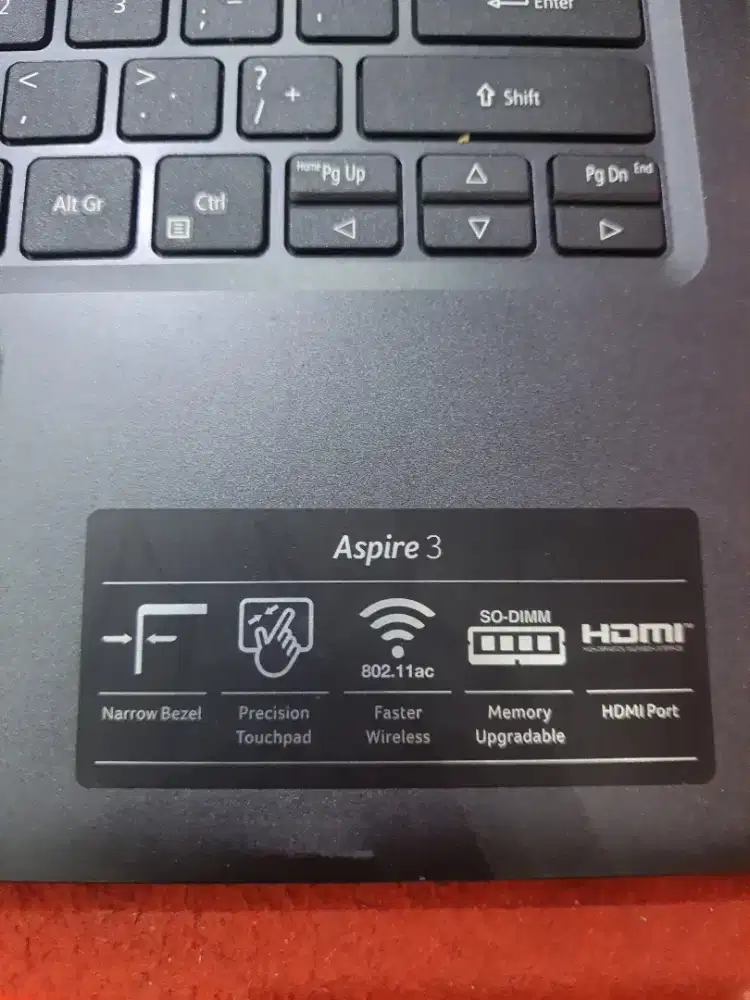 Laptop accer aspire 3 amd 4020e