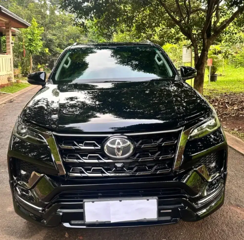 Fortuner 2.4 GR Sport 4x2 AT Diesel