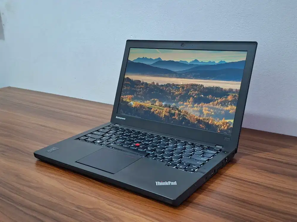 Thinkpad X240 Core i5 Gen 4 8/256 Mulus