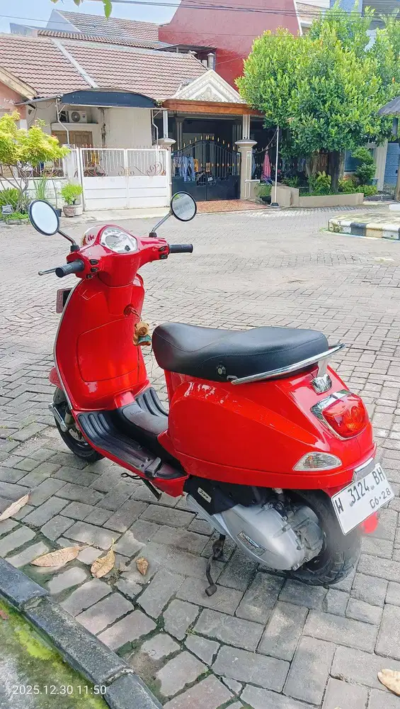 Vespa matic lx 125 iget jual murah